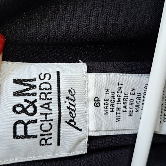 R & M Richard's Formal Black Silver Speckle Ruffled Midi Dress. Size 6P NWOT - Picture 8 of 9